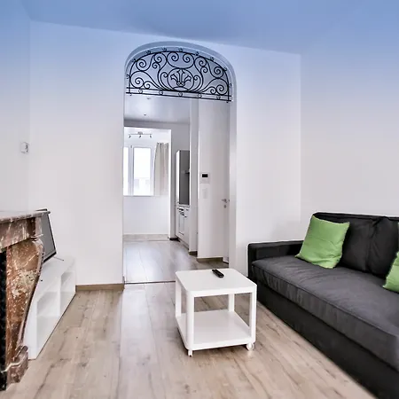 Compagnie Des Sablons Apartment